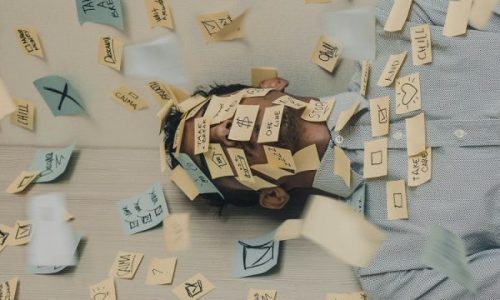 méditation pleine conscience surcharge mentale et burnout