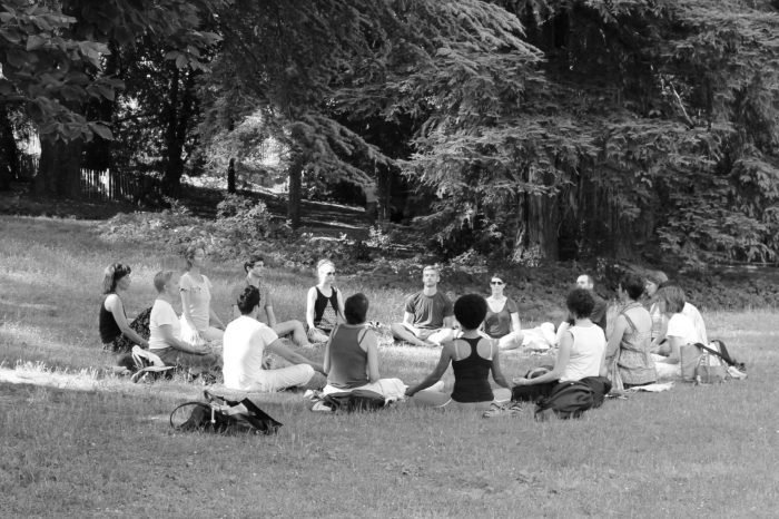 retraite yoga méditation nature parc lyon